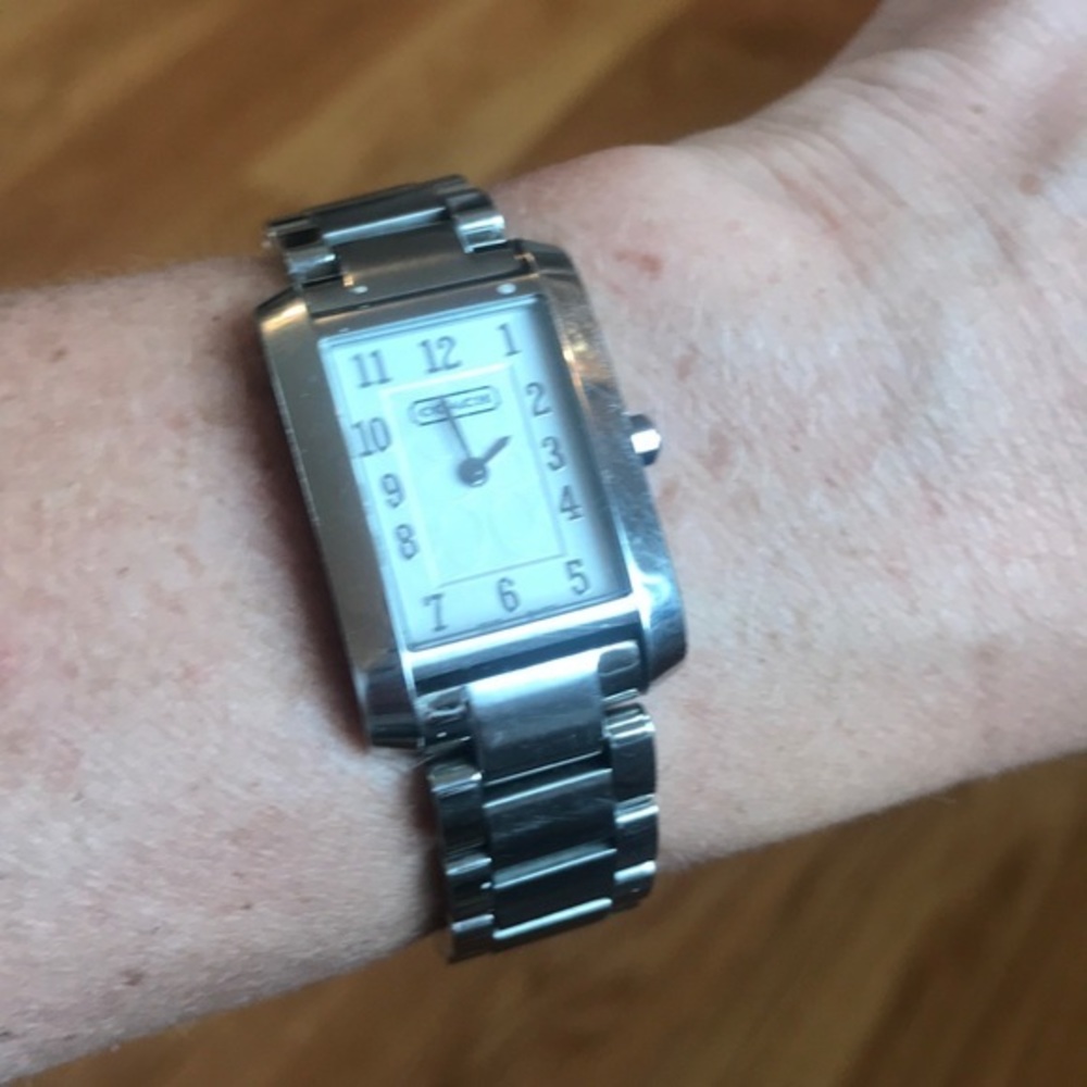 Coach Watch - Picture 3 of 5